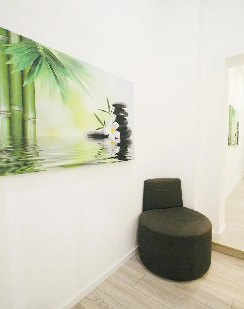 Comfortable Rooms In Akh Area Vienna Homestay