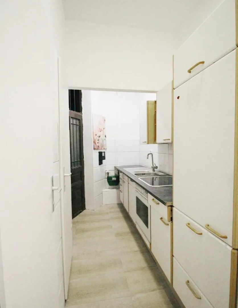 Homestay Comfortable Rooms In Akh Area Vienna Austria