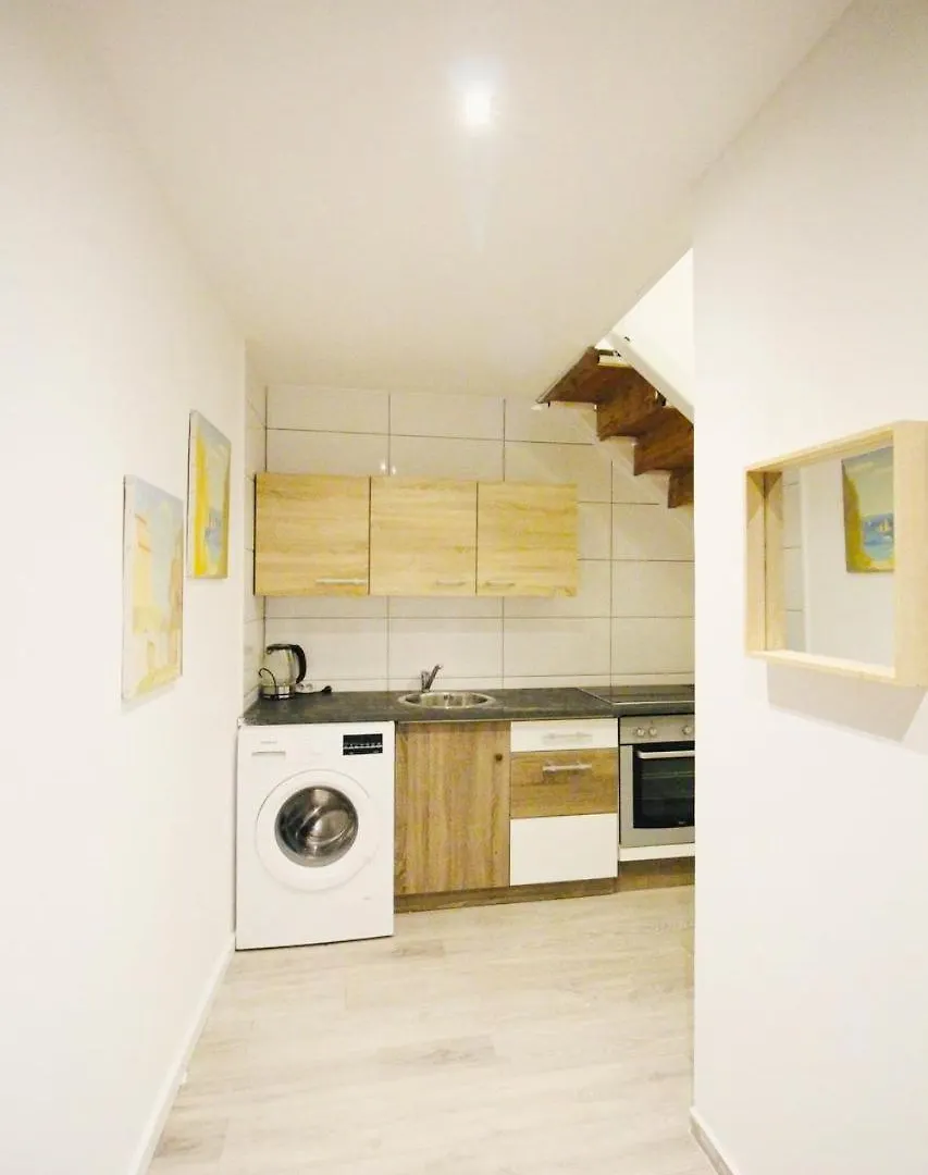 Homestay Comfortable Rooms In Akh Area Vienna