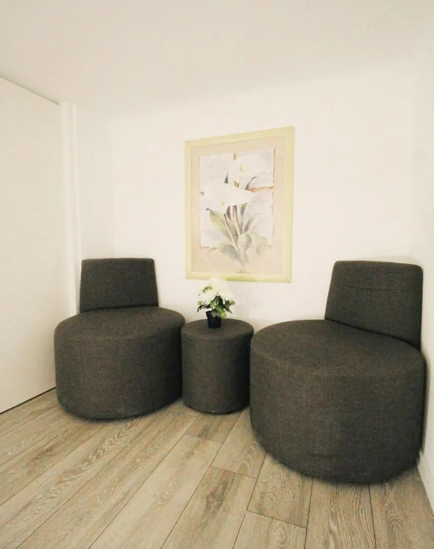 Comfortable Rooms In Akh Area Vienna 0*,  Austria