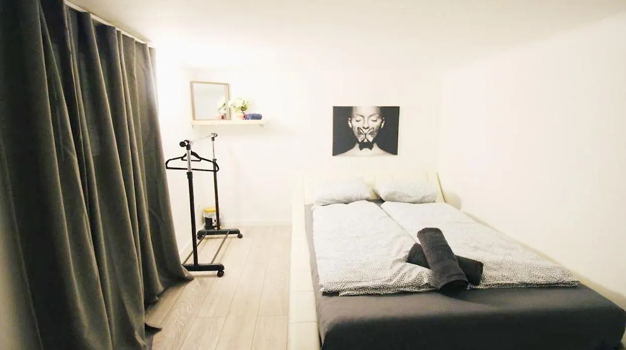 Comfortable Rooms In Akh Area Vienna Austria