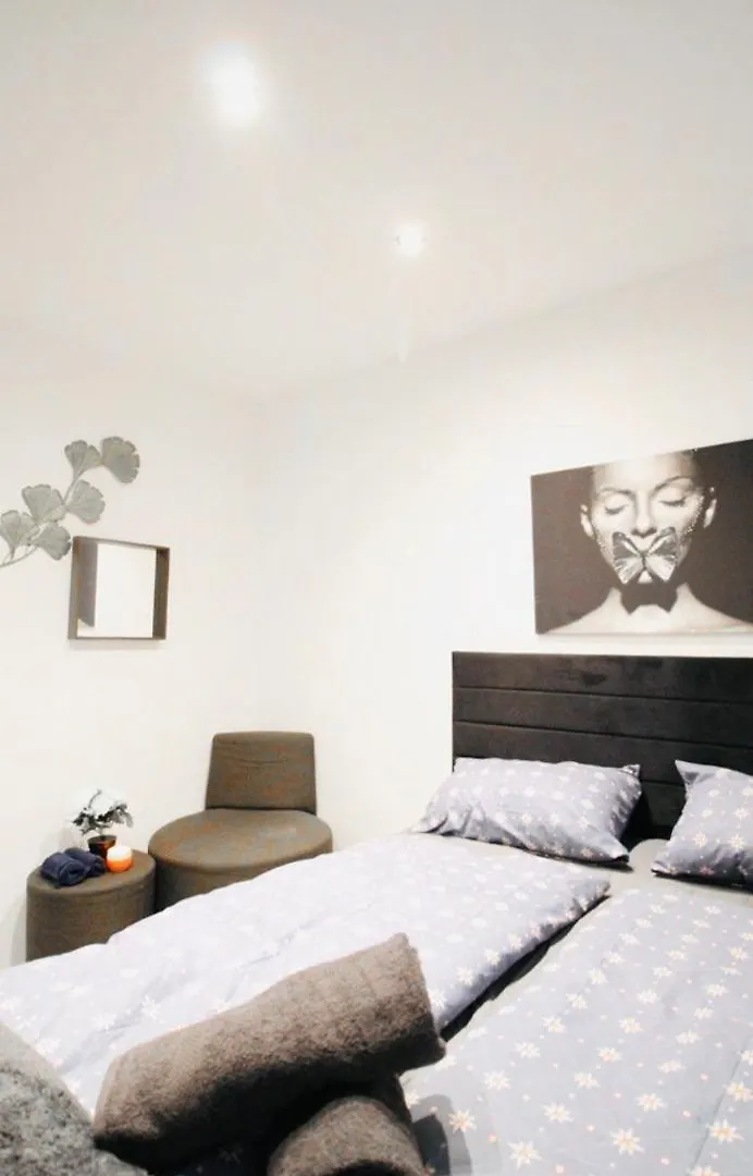 Homestay Comfortable Rooms In Akh Area Vienna Austria