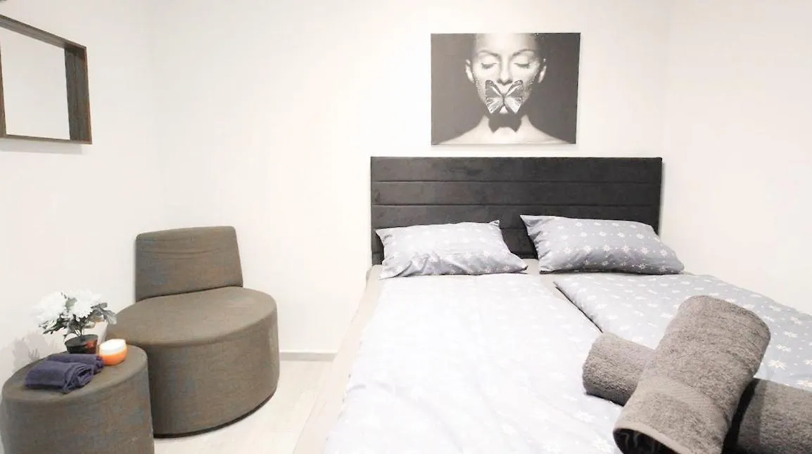 Homestay Comfortable Rooms In Akh Area Vienna