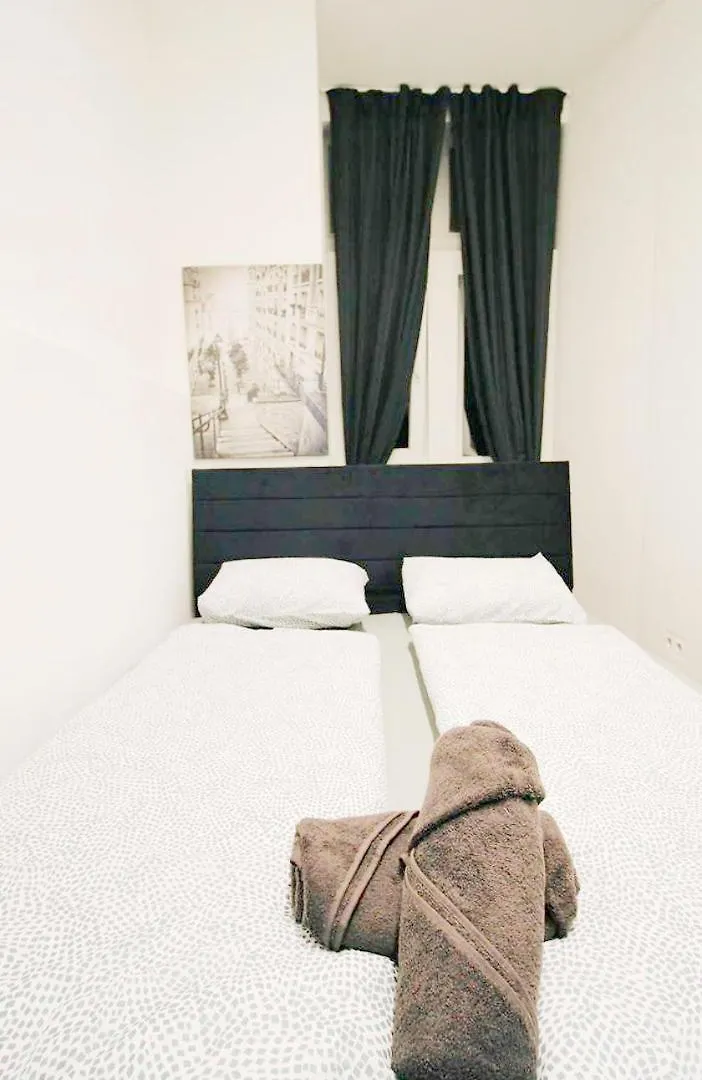 Comfortable Rooms In Akh Area Vienna 0*,  Austria