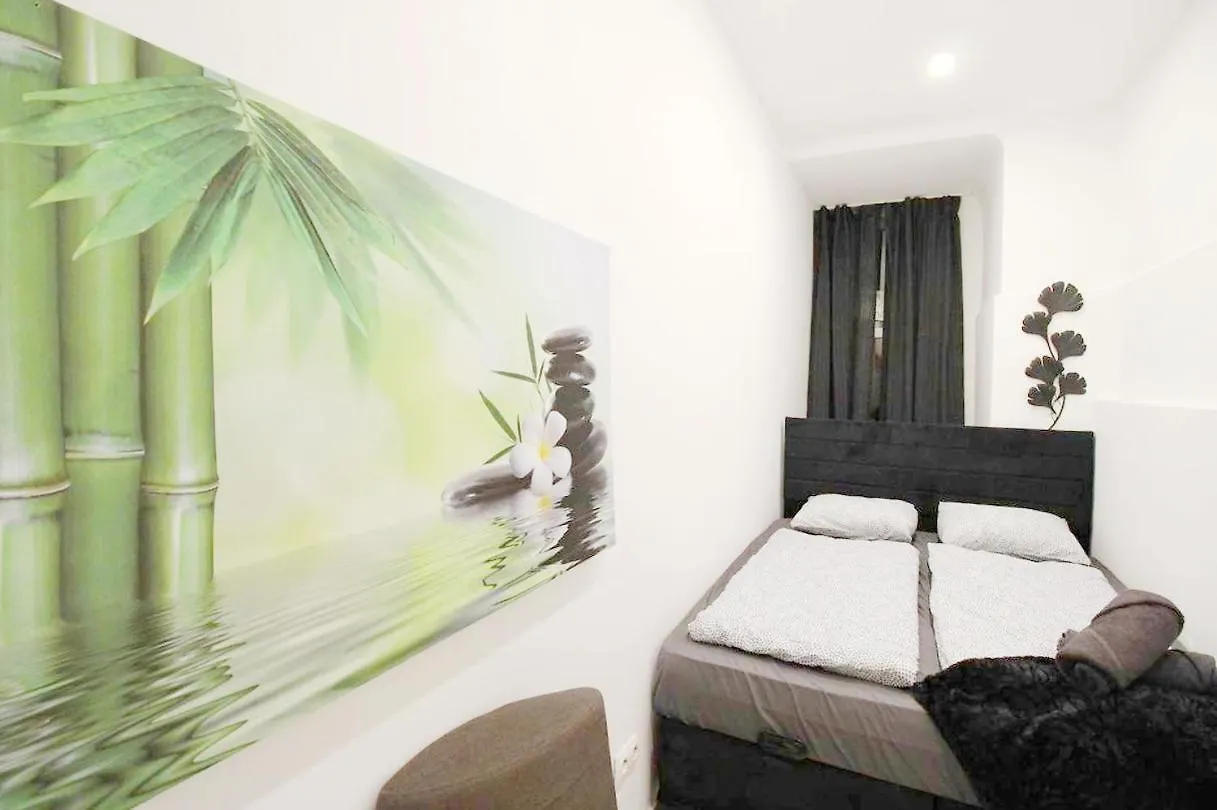 Comfortable Rooms In Akh Area Vienna Homestay