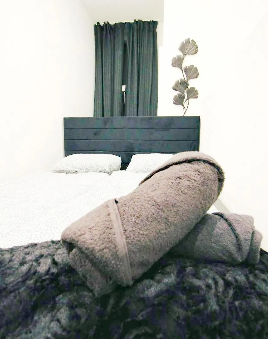 Comfortable Rooms In Akh Area Vienna 0*,